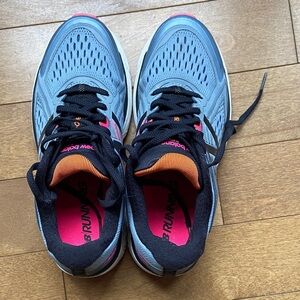 New Balance 860 V8 Womens Size 8 Gray Black Pink Orange Running Shoes W860GP8